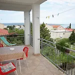 Affittacamere And With Parking Space Selce, Crikvenica - 2379 Selce