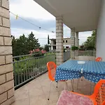 Affittacamere And With Parking Space Selce, Crikvenica - 2379 Selce