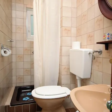 And With Parking Space - Crikvenica - 2379 Guest house 3*