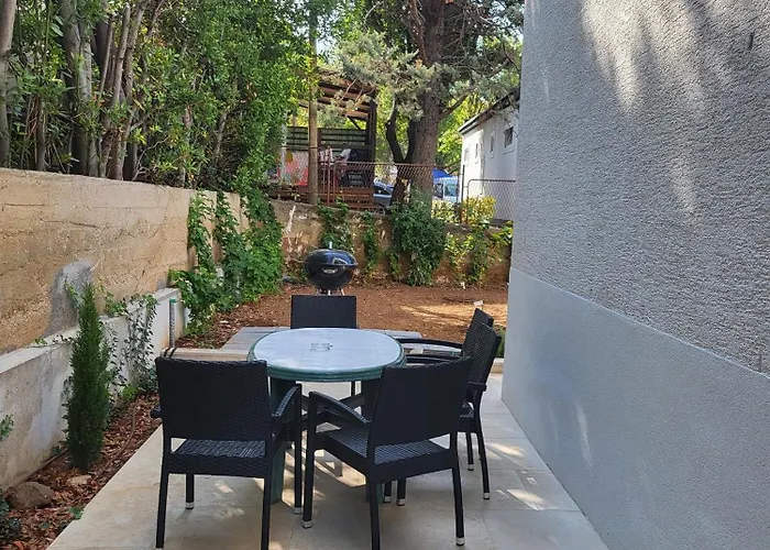 Gasthuis And With Parking Space Selce, Crikvenica - 2379