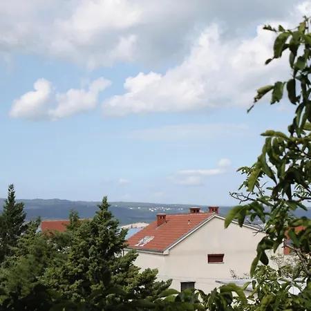 Konukevi And With Parking Space Selce, Crikvenica - 2379 Selce