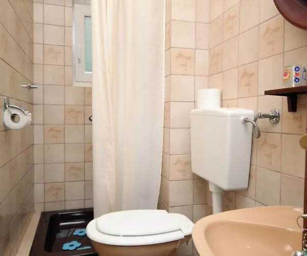 And With Parking Space Selce, Crikvenica - 2379 Gæstehus 3*